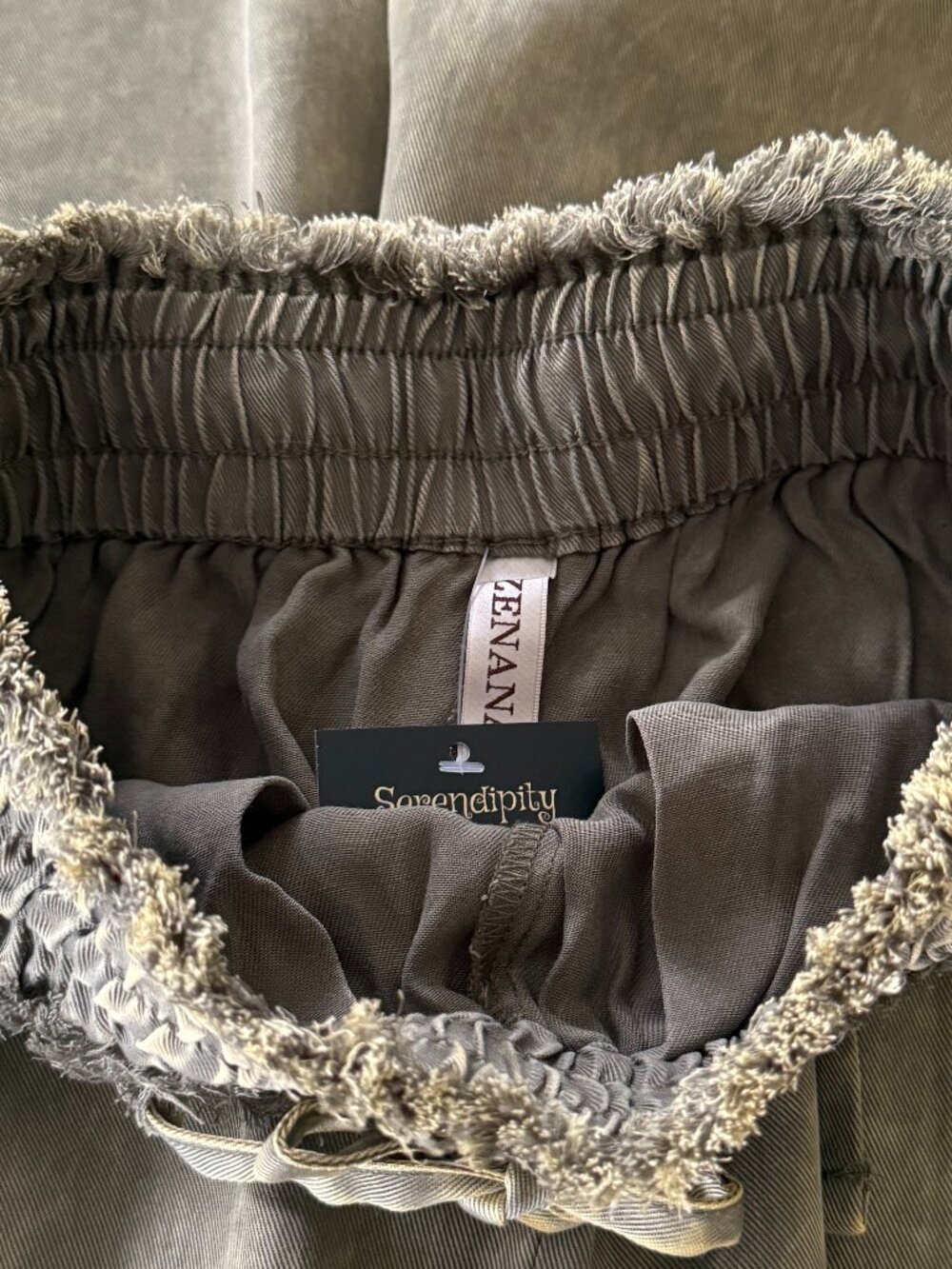 Zenana 100% Tencel Mineral Wash Coastal Wide Leg Boho Flowy Pants Olive Boho NWT - Picture 9 of 12